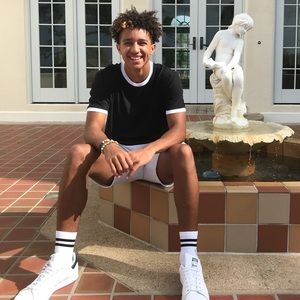 Meet your Posher, Keon